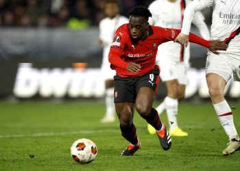 Kalimuendo del Rennes in azione contro il Milan in Europa League (Foto Ansa)