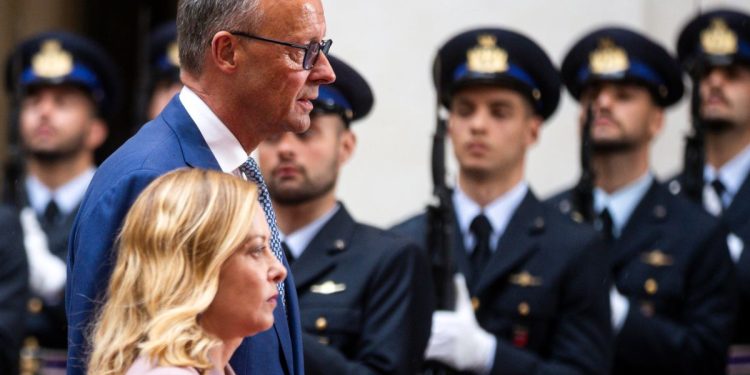 Giorgia Meloni e Friedrich Merz (Ansa)