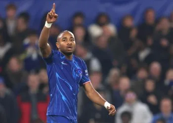 Christopher Nkunku esulta dopo un gol segnato col Chelsea in Conference League (Foto Ansa)