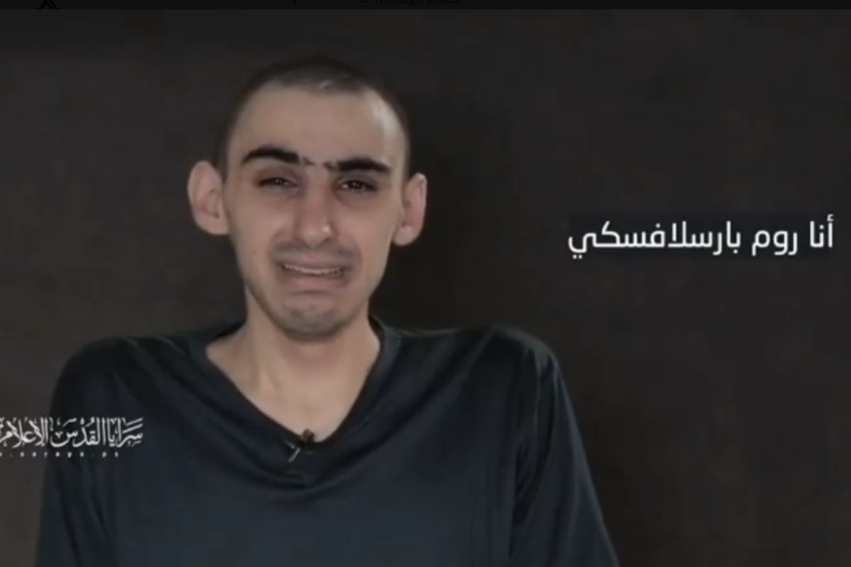 Rom Braslavski nel video diffuso da Hamas