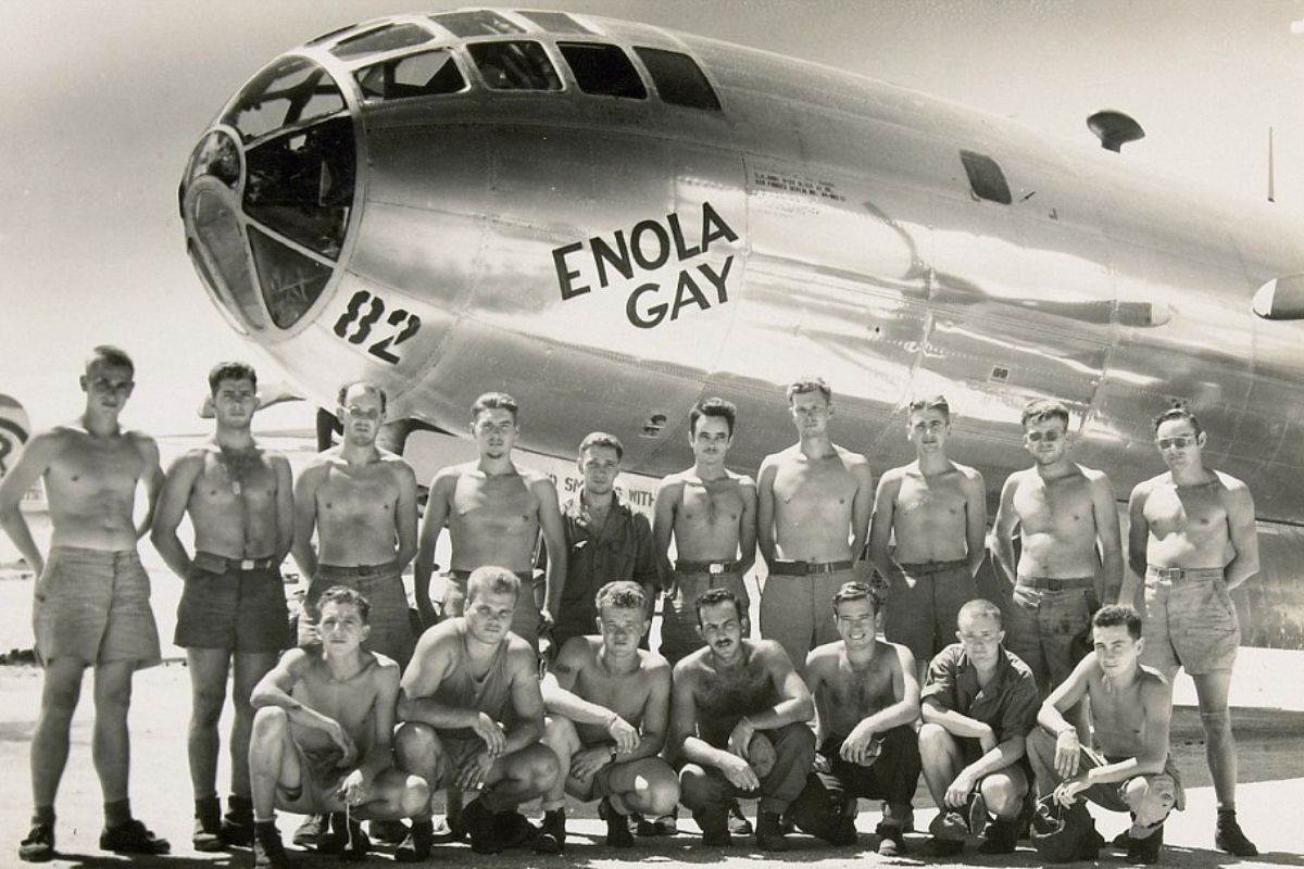 Il bombardiere Enola Gay