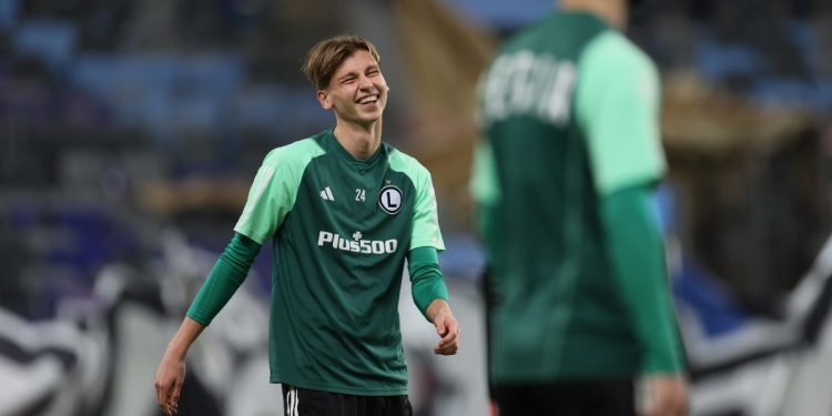 Jan Ziolkowski in allenamento con il Legia Varsavia (Foto Ansa)