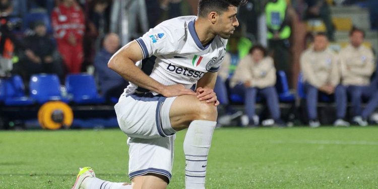 Mehdi Taremi in trasferta con l'Inter sul campo del Como (Foto Ansa)