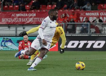 Jonathan Ikoné della Fiorentina in trasferta contro il Monza (Foto Ansa)