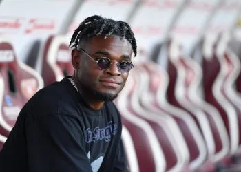 Duvan Zapata in panchina col Torino durante l'infortunio (Foto Ansa)