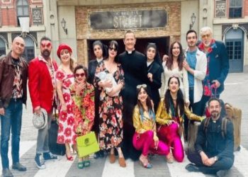 Il cast di Din Don 9 - Paesani spaesati, film su Italia 1 (Foto Web)