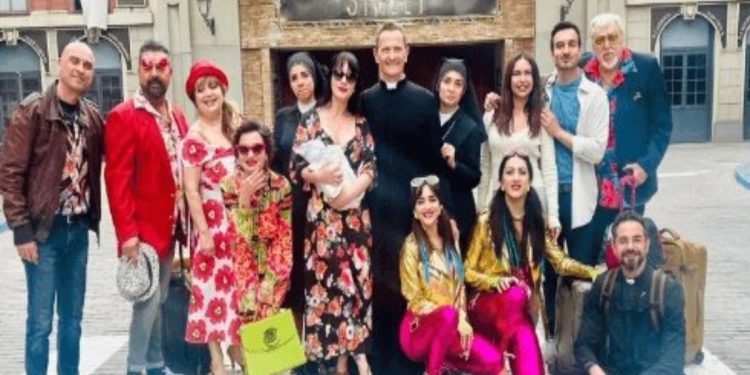 Il cast di Din Don 9 - Paesani spaesati, film su Italia 1 (Foto Web)