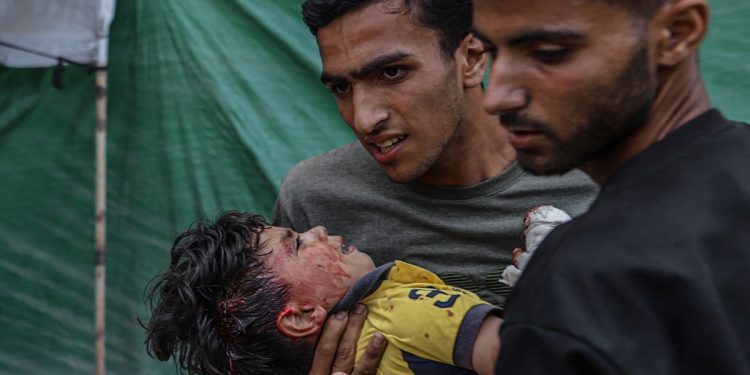 Nella Striscia di Gaza (Ansa)