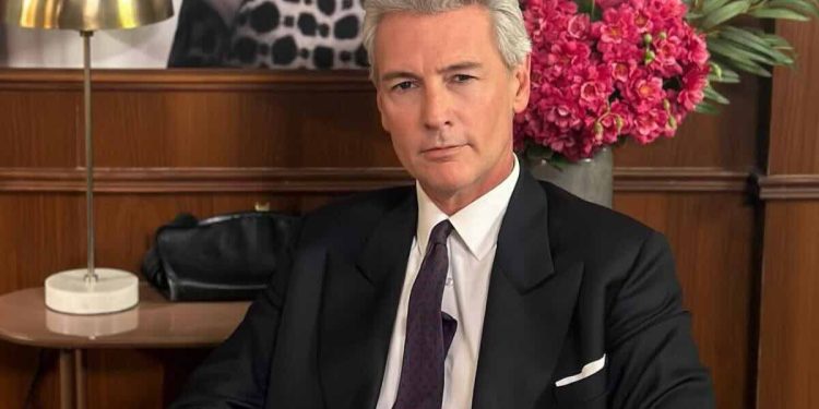 roberto farnesi chi è