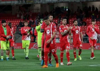 La delusione dei calciatori del Monza (Foto ANSA)