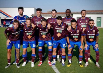 La Reggiana schierata in amichevole (da facebook.com/acreggiana1919official)