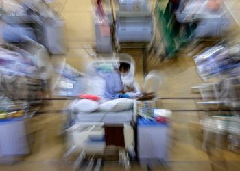 Posti letto in un ospedale (Foto: ANSA)