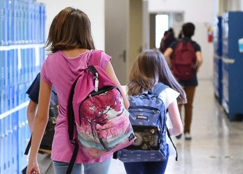 Ripartono le lezioni per elementari, medie e superiori presso il Convitto Umberto Primo, Torino, 14 settembre 2020 ANSA/ ALESSANDRO DI MARCO