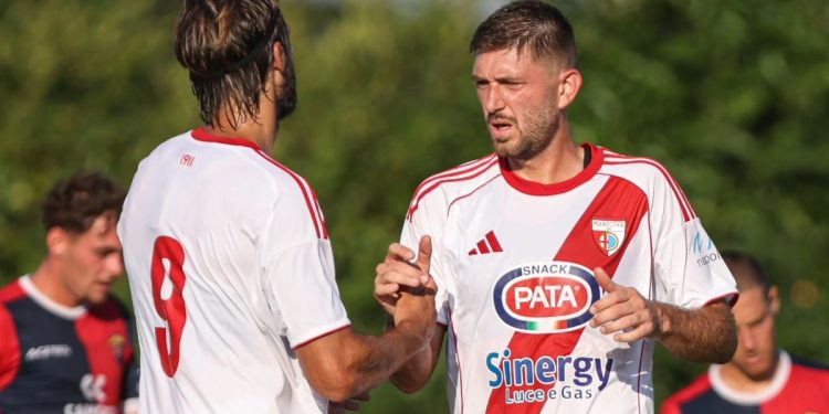 Il Mantova in amichevole (da facebook.com/mantova1911)