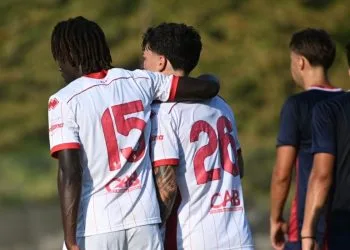 Il Bari in amichevole (da facebook.com/sscalciobari)