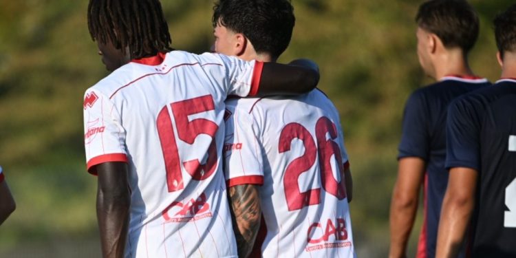 Il Bari in amichevole (da facebook.com/sscalciobari)