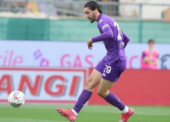 Yacine Adli in azione con la Fiorentina (Foto Ansa)