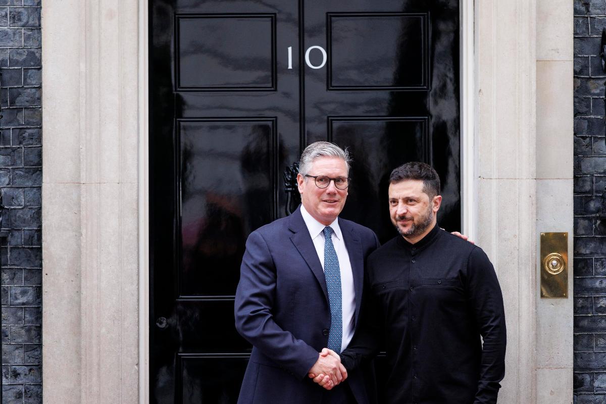 Starmer e Zelensky