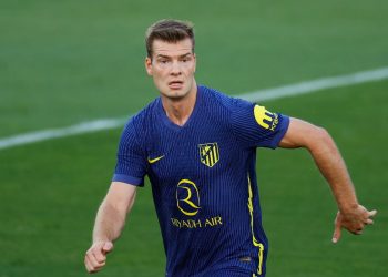 Alexander Sørloth in campo con l'Atletico Madrid (Foto Ansa)