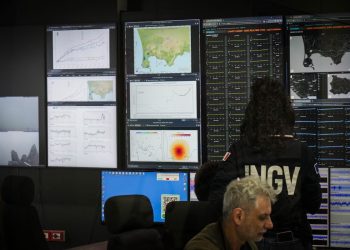 Terremoto oggi Ingv, campi flegrei, terremoto campi flegrei