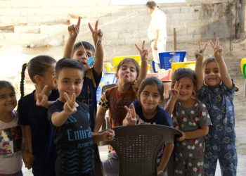 Bambini ad Amuda, Siria (foto Ambrogio Manenti)