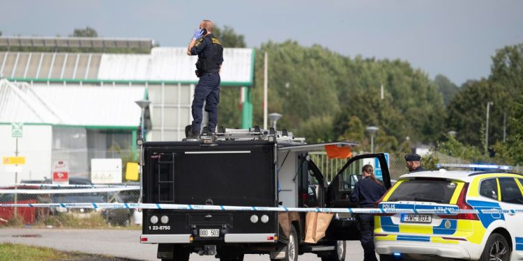 Sparatoria in una moschea a Orebro