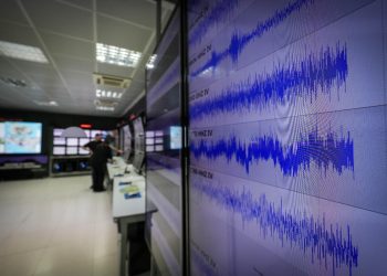 Terremoto oggi Ingv, terremoto Campi Flegrei