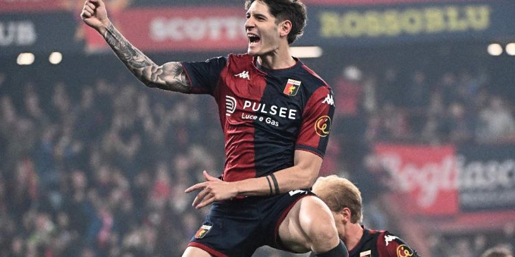 Alessandro Zanoli esulta dopo un gol segnato col Genoa (Foto Ansa)