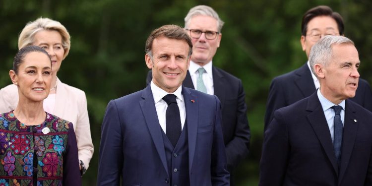 Foto di gruppo al G7 di Kananaskis (Canada), 17 giugno 2025 (Ansa)