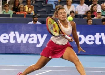 Jasmine Paolini in campo al Cincinnati Open (Foto ANSA)