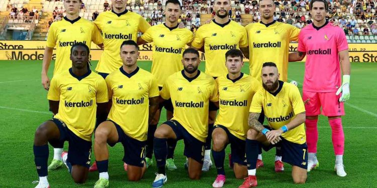 Una formazione del Modena in amichevole (da facebook.com/TorinoFootballClub)