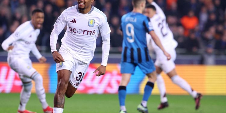 Leon Bailey esulta con l'Aston Villa (Foto ANSA)