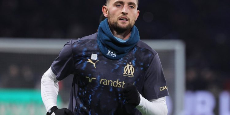 Adrien Rabiot si riscalda con il Marsiglia (Foto ANSA)