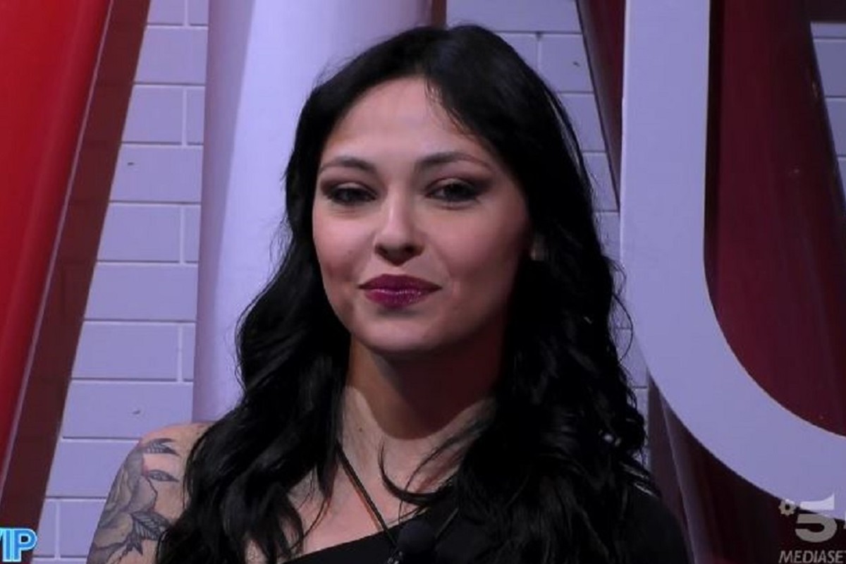 Martina Nasoni al GF (Foto: Screen)