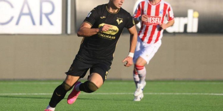 Ioan Vermesan con il Verona Primavera (da Facebook)