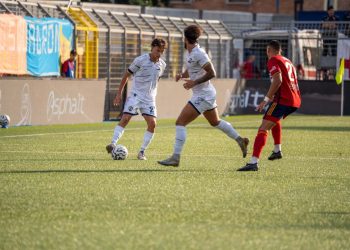 La Cavese in campo in Coppa Italia (da facebook.com/Cavese1919OfficialPage)