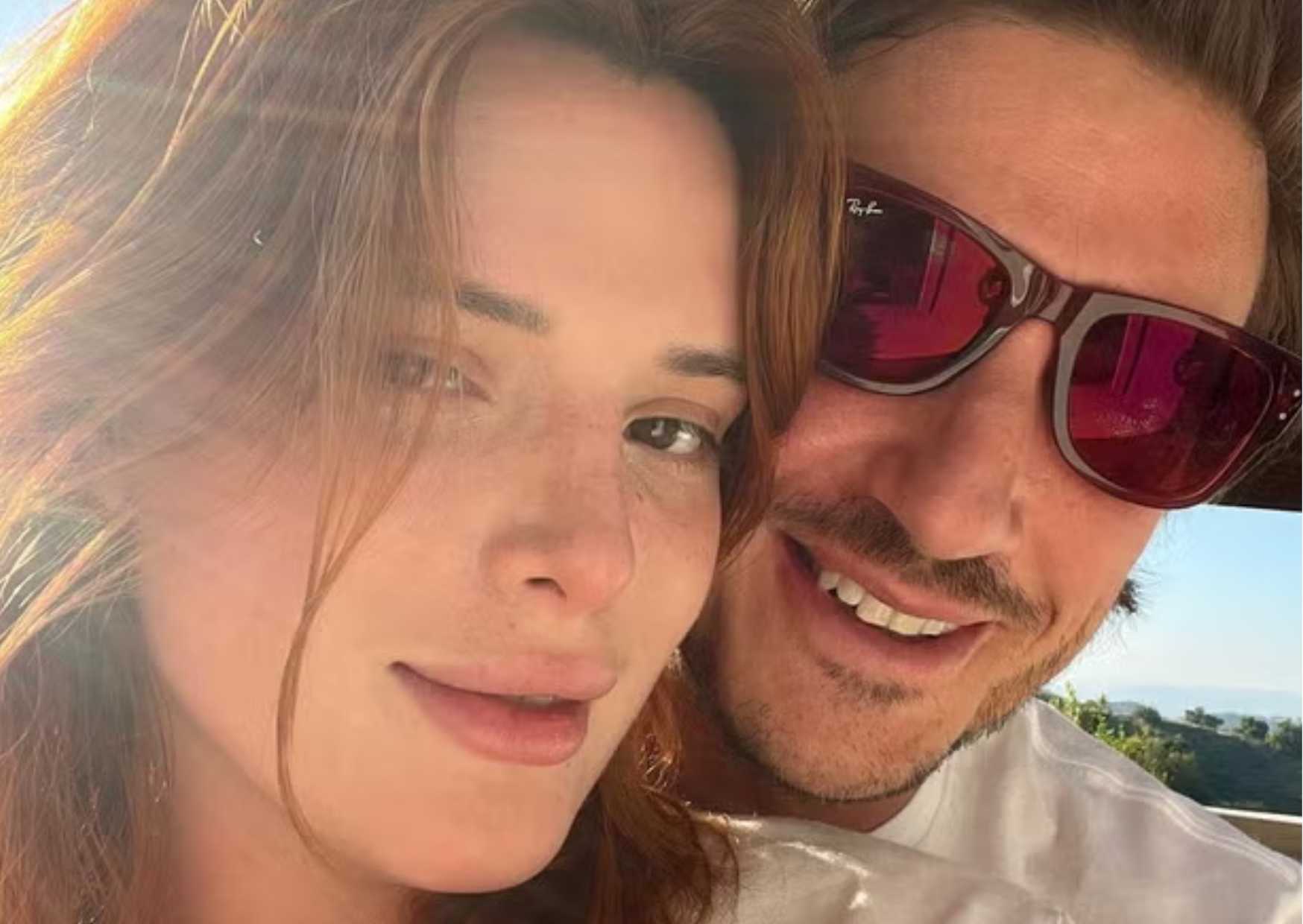 Bella Thorne e Mark Emms