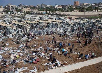 Distruzione campo Gaza
