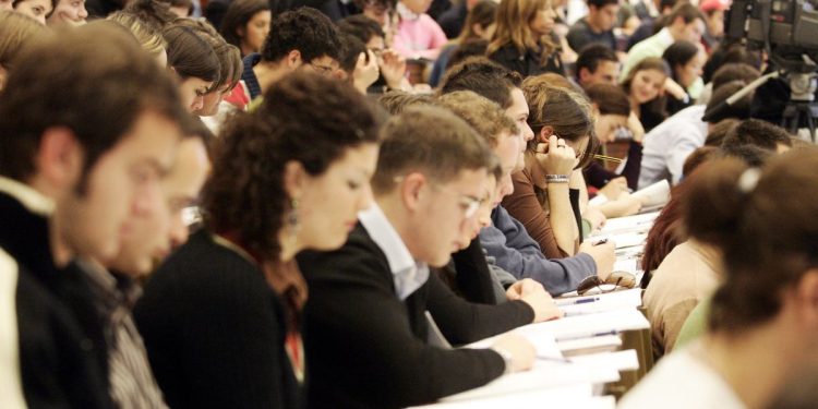 Studenti universitari (Ansa)