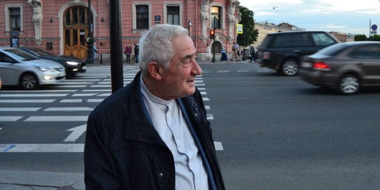 Don Silvano Seghi (1941-2025) (foto Elia Carrai)