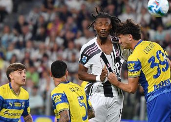 Thuram e Circati lottano durante Juventus-Parma (Foto Ansa)