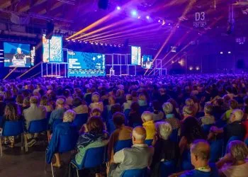 L'auditorium del Meeting durante la lezione di Erik Varden (foto Meeting di Rimini)