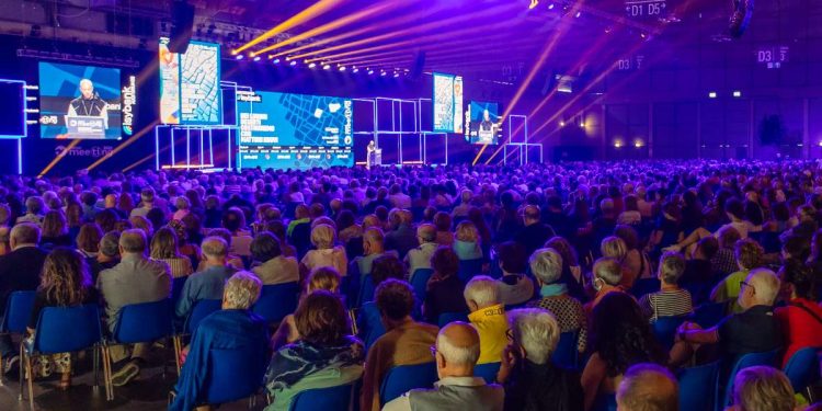 L'auditorium del Meeting durante la lezione di Erik Varden (foto Meeting di Rimini)