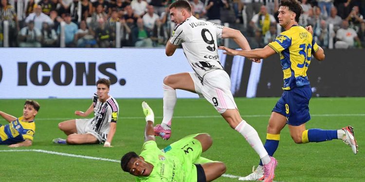Il gol di Dusan Vlahovic in Juventus Parma (Foto ANSA)