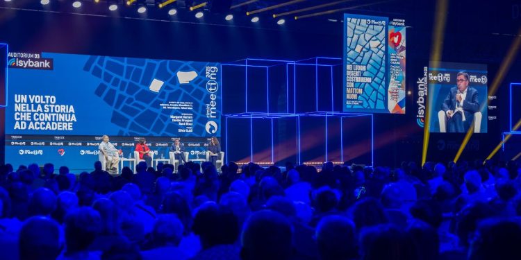 Incontro "Un volto nella storia che continua ad accadere" al Meeting 2025 (Foto: MEETING)