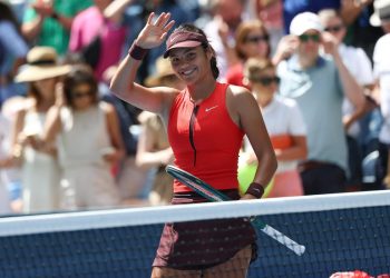 Emma Raducanu festeggia una vittoria agli Us Open (Foto ANSA)
