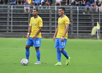 Daniele Ferrandino e Samuel Careccia con la Pergolettese (da facebook.com/pergolettese)