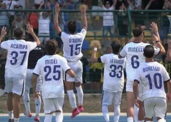 L'esultanza del Giugliano (da facebook.com/SerieCofficial)