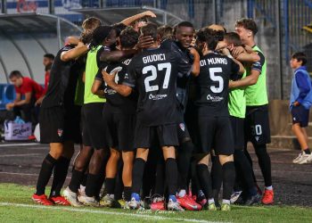 Il gruppo della Pro Patria (da facebook.com/aurorapropatria1919official)