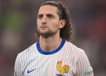 Adrien Rabiot in campo con la Francia (Foto: Web)